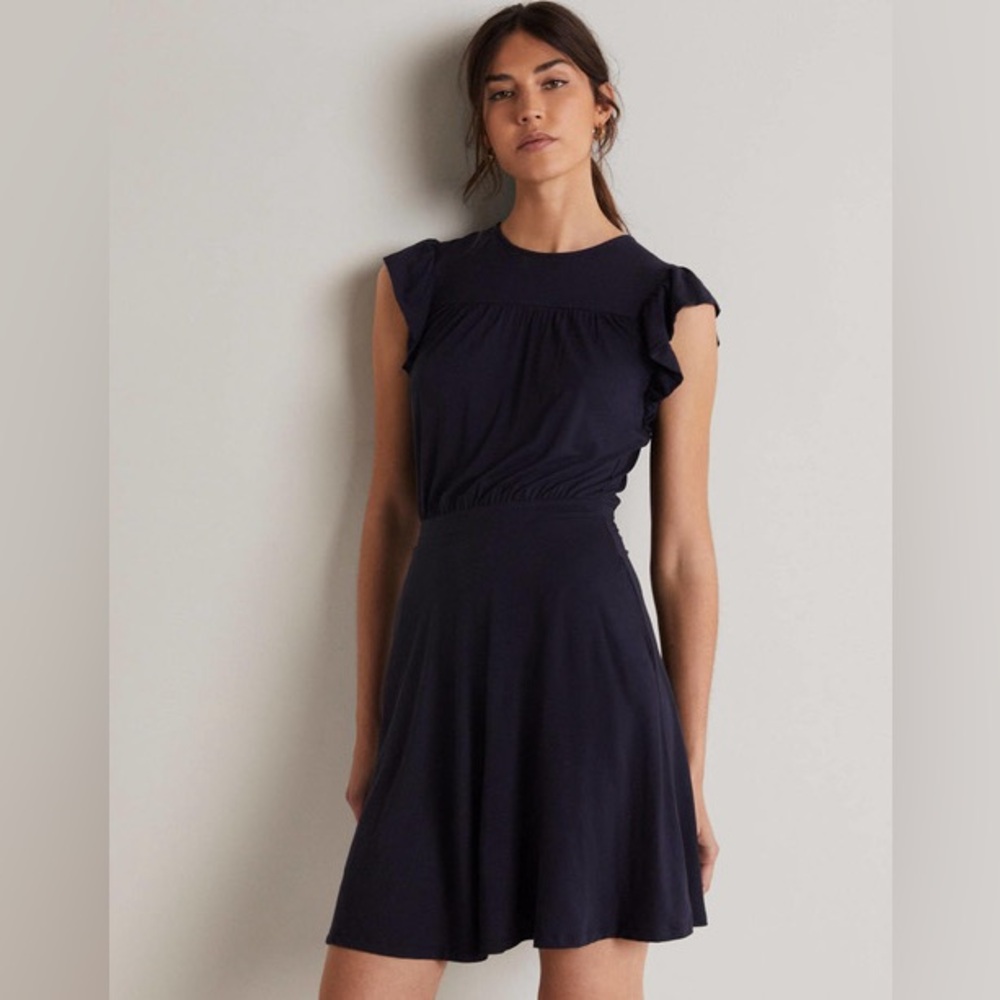 Boden ruffle sleeve dress 6L